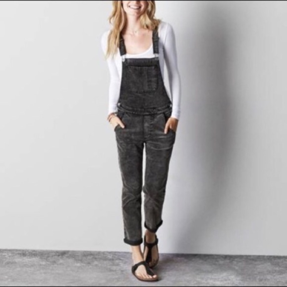 American Eagle Gray Corduroy Overalls
